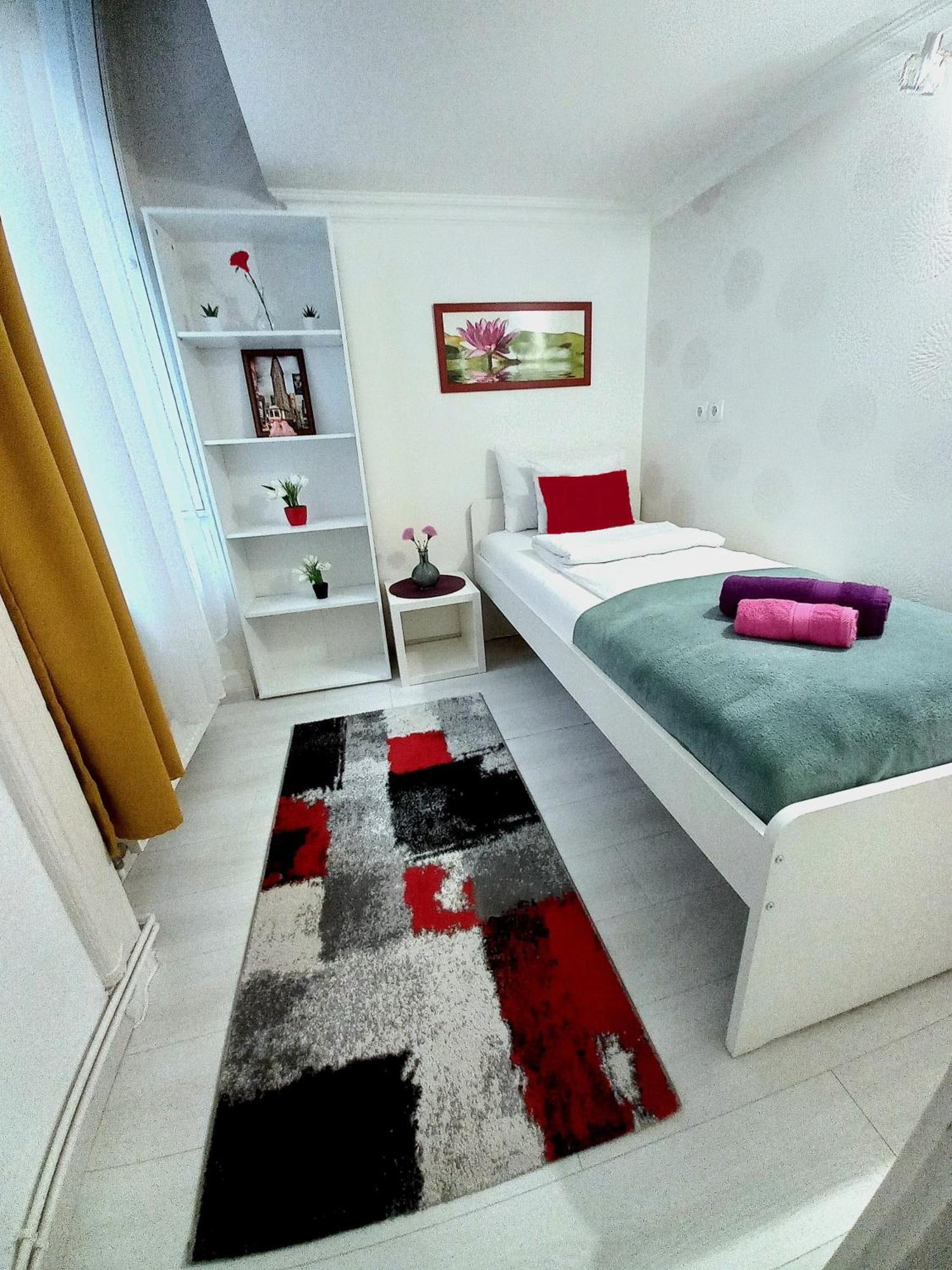 Mariann's Modern In The Center * Budapešť