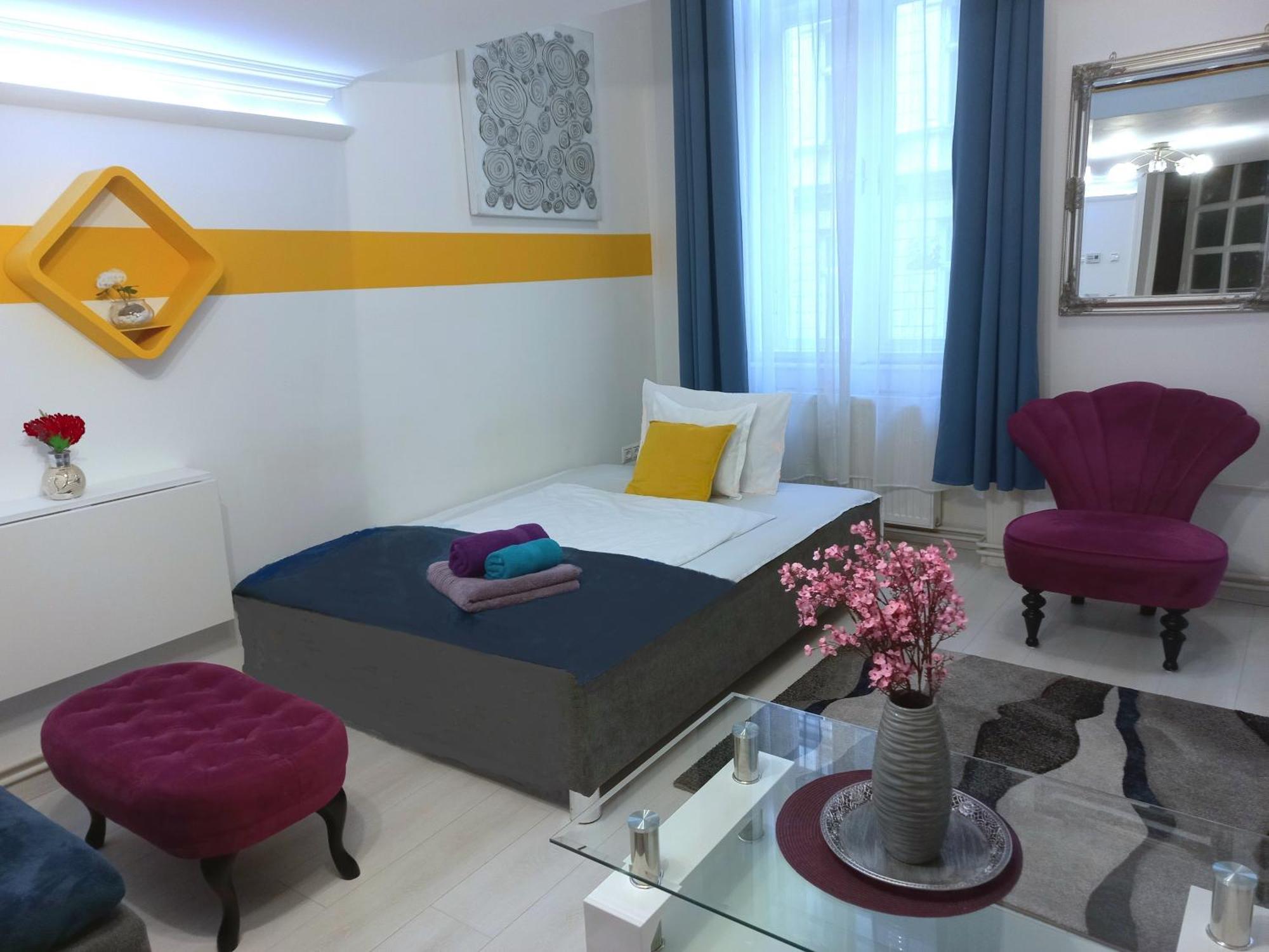 Mariann's Modern In The Center Apartmán *